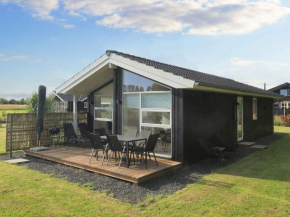 Holiday home Væggerløse XL, Bogø By